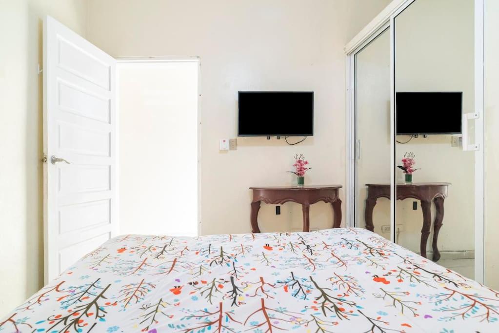 Habitacion Cerca Al Mar Y Zona Colonial Santo Domingo Eksteriør billede